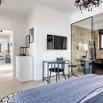 Design M * Pula