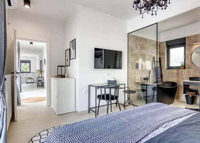 Design M * Πούλα