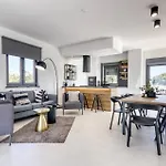 Design M